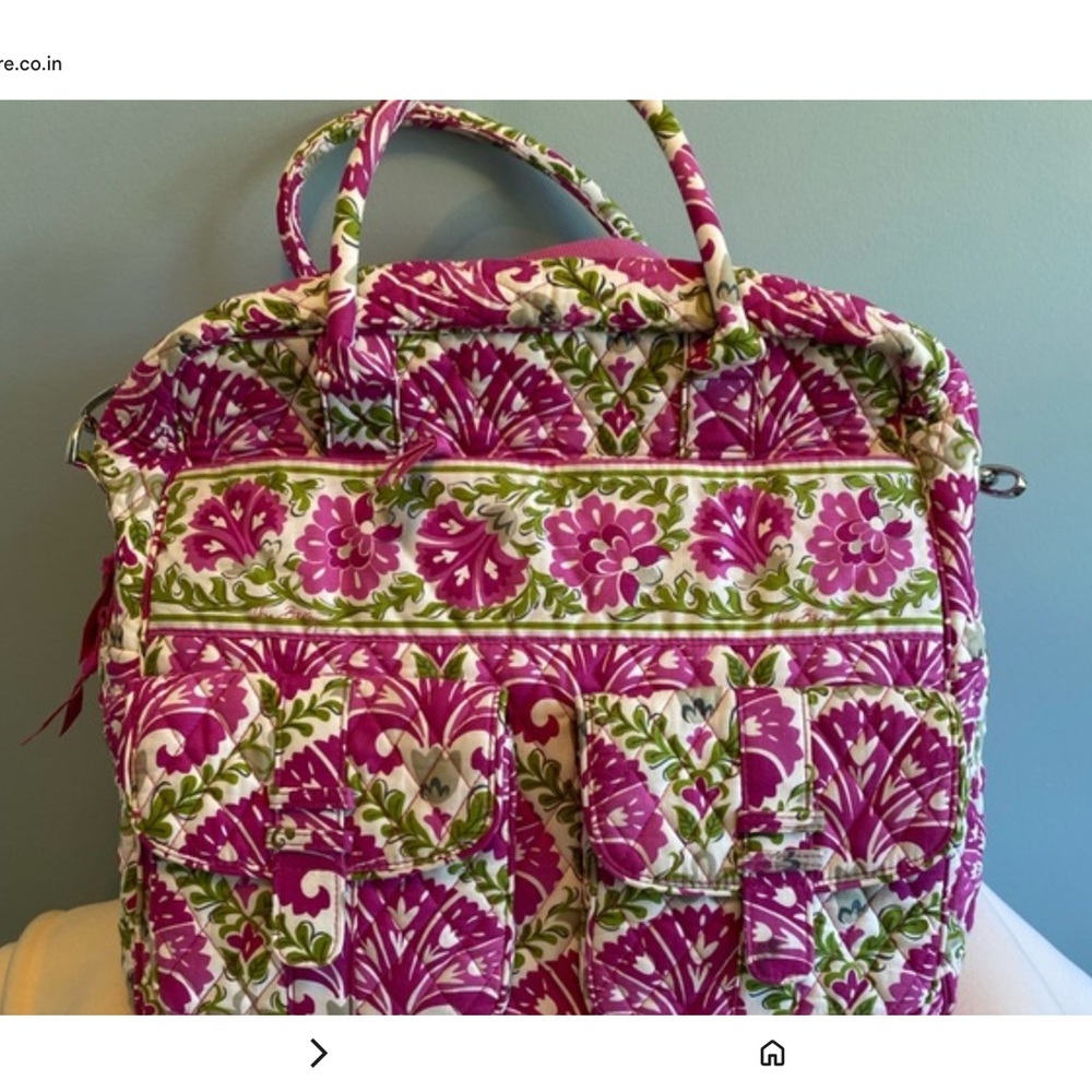 Vera Bradley’s Women's Grand Cargo Duffle Bag large, green & Pink, Julep Tulip